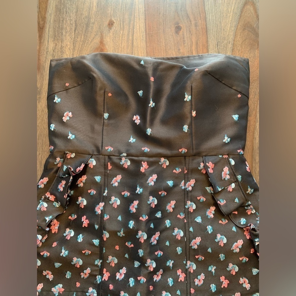 DKNY Strapless Dress Made in Italy Size 8 Black Pink Blue Flowers No Straps. - Picture 2 of 14